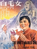 [流言板]洒洒水！字母哥给希腊男篮每个成员送上自己最新的签名球鞋